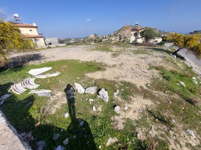 Arabkoy, 930m2 plot, ready for construction, water, electricity, road