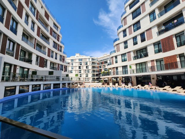 In the center of Kyrenia, 2+1 lux flats for rent, pool, gym, Turkish bath.... +905428777144 English,