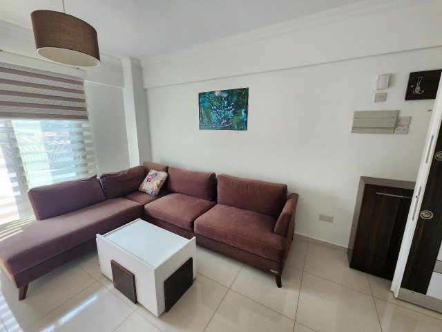 1+1-Luxus-Wohnung zur Miete im Zentrum von Kyrenia +905428777144 Russisch, Englisch, Türkisch