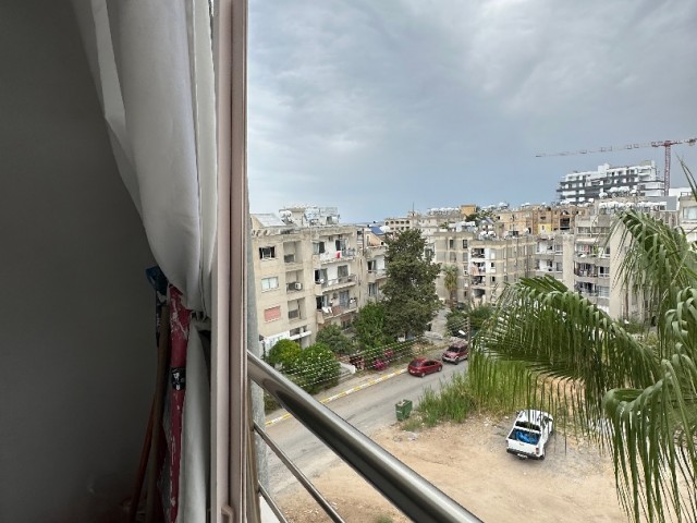 3+1 Wohnung zum Verkauf mit Meerblick in Kyrenia!