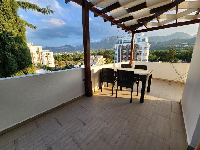 Kyrenia center, Hür Deniz markete, 3+1 luxury penthouse for rent +905428777144 Русский, English, Turkish