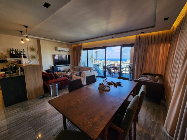 Girne merkez, satilik 250m2 3 katlı lux penthouse,  özel havuzlu, ozel asansör ve garaj +905428777144 Türkçe,  English,  Русский