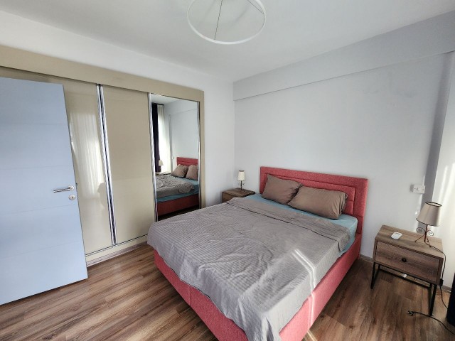 Girne merkez, satilik 250m2 3 katlı lux penthouse,  özel havuzlu, ozel asansör ve garaj +905428777144 Türkçe,  English,  Русский