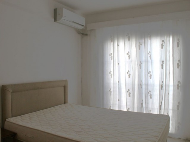 2+1 komfortable Wohnung zur Miete im Zentrum von Kyrenia
