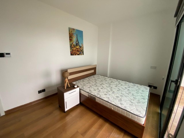 Kuzey Kıbrıs Girne'de Geniş 3+1 Penthouse