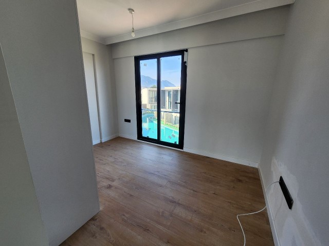 Karaolanoglu, 0 zum Meer zu verkaufen 3+1 2 Loft-Wohnungen, 105m2 und 115m2 +905428777144 Englisch, Türkisch, Russisch