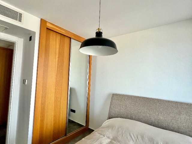 2+1 WOHNUNG ZU VERMIETEN IN EINER LUXUSRESIDENZ IM KYRENIA CENTER