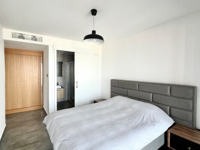 2+1 WOHNUNG ZU VERMIETEN IN EINER LUXUSRESIDENZ IM KYRENIA CENTER