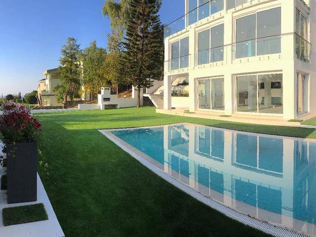 6+1 villa with perfect view in Kyrenia!