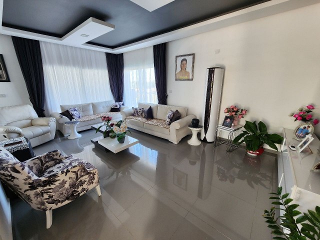 Catalkoy, daily fully furnished, 4+1 villa with pool +905428777144 English, Turkish, Русский