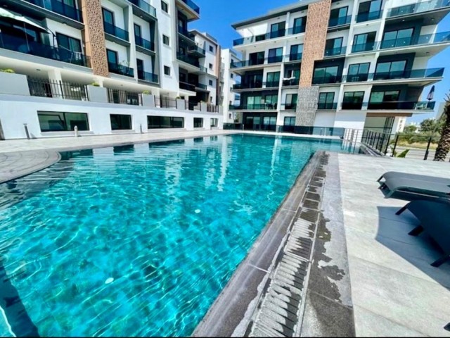💫1+1 Wohnung zum Verkauf im Zentrum von Kyrenia, komplett möbliert, überall zu Fuß erreichbar, auf einem Grundstück mit Pool