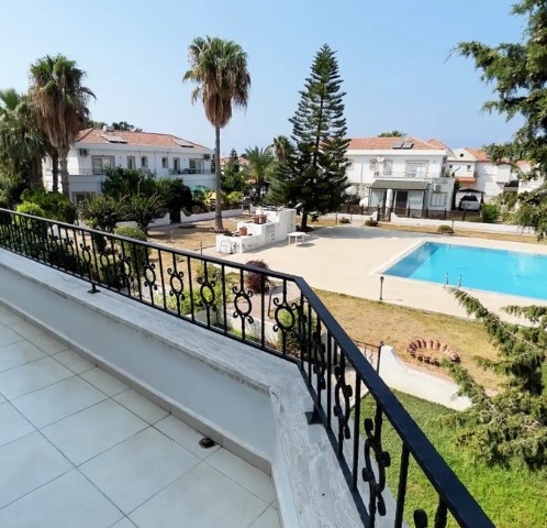 3+1 villa with shared pool for daily rent in Karaoglanoglu!