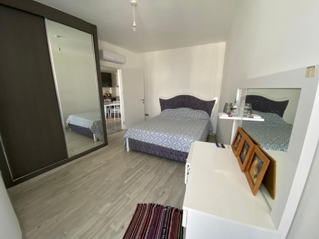 Herz der Stadt Kyrenia 2+1 Wohnung ZU VERMIETEN