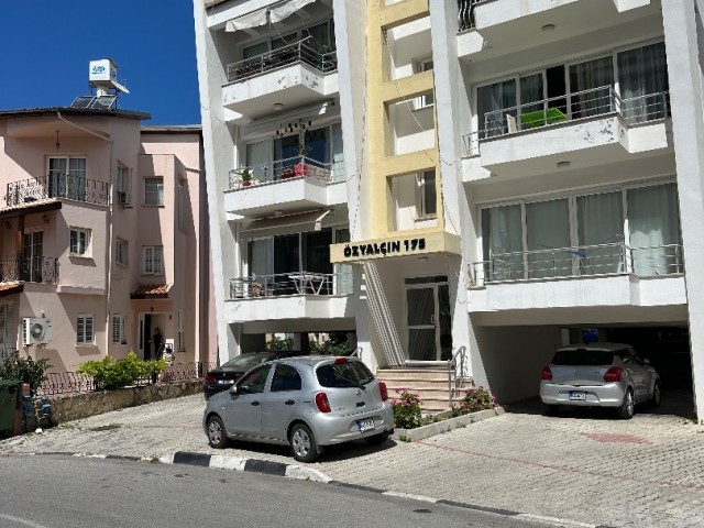 GIRNE MERKEZDE SATILIK 2+1 DAİRE 