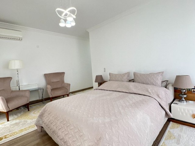 Alsancak'ta Meyve Bahçeli 3+1 Güzel Villa