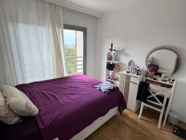 Girne Merkezde Acil Satılık 2+1 Full Eşyalı Daire!