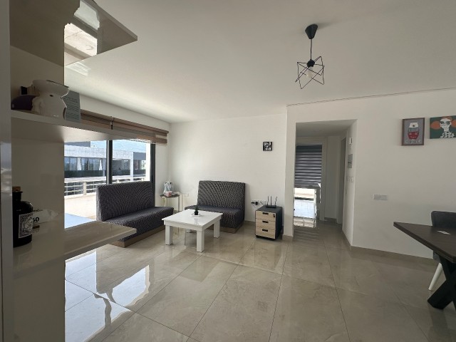 FULLY FURNISHED LUXURY 3+1 PENTHOUSE FLAT FOR RENT IN KYRENIA CENTER