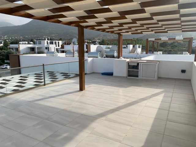 Flat For Sale in Zeytinlik, Kyrenia