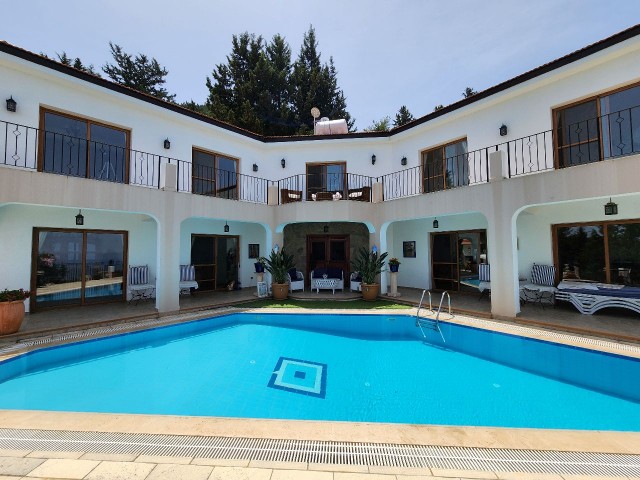 Kyrenia, Lapta, Villa zum Verkauf innerhalb von 2,5 Dekaden, in einem nicht benachbarten Gebiet +905428777144 Englisch, Türkisch, Russisch