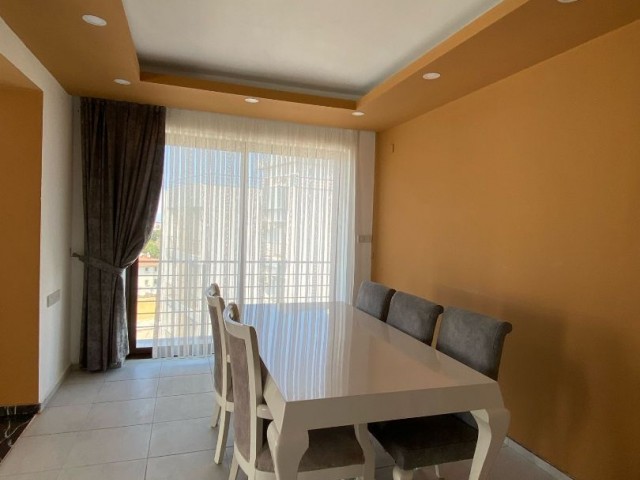 2 Bedroom Apartment for rent in kyrenia centre