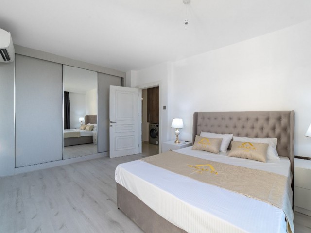 Kyrenia Zentrum, Luxus, mit Pool, 3+1 Penthouse zu vermieten +905428777144 Englisch, Türkisch, Russisch