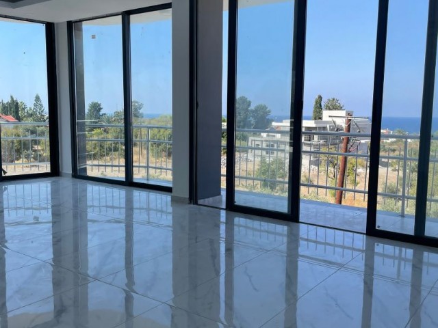 2+1 Wohnung zum Verkauf in Kyrenia Lapta 80m2 LUXUS