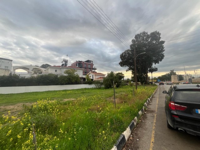 Ortaköyün merkezinde Ticari izinli Galeriye uygun Arazi