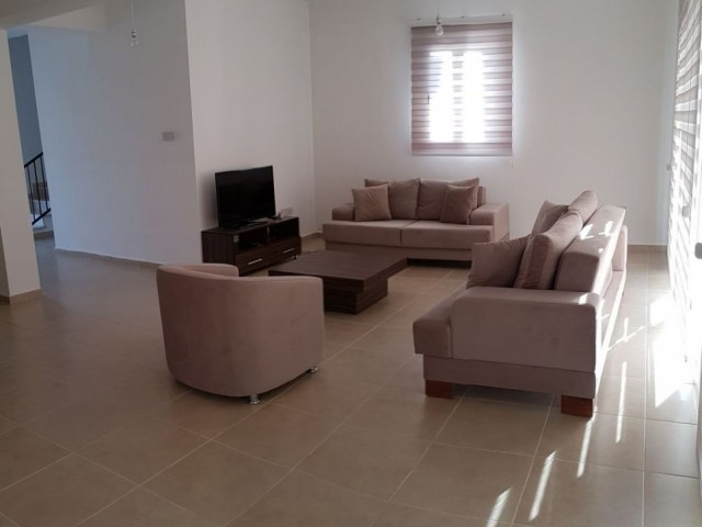 205M2 3 BEDROOM DUPLEX VILLA TURKISH DEED