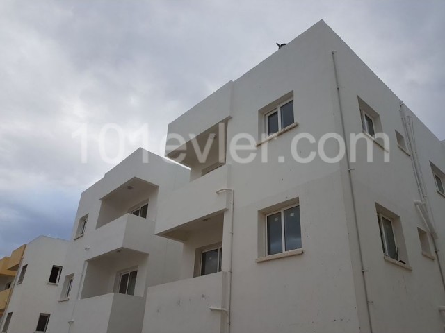 2+1 FLAT IN HAMITKOY CENTRE - KARALIM APARMENT C BLOK GROUND FLOOR NO.3