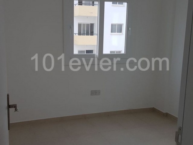 HAMİTKÖY MERKEZDE 2+1 DAİRE - KARALIM APARTMANI C BLOK ZEMİN KAT NO.3