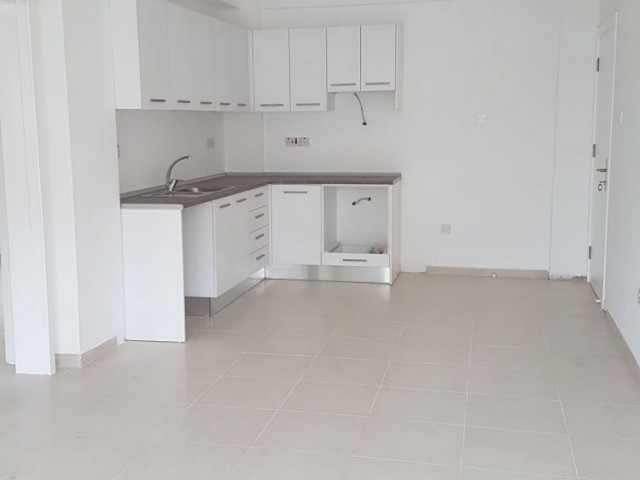 HAMİTKÖY MERKEZDE 2+1 DAİRE - KARALIM APARTMANI C BLOK 1. KAT NO.2