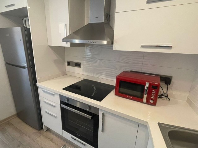 2+1 FLAT FOR SALE IN AN ELITE SITE IN KYRENIA!!