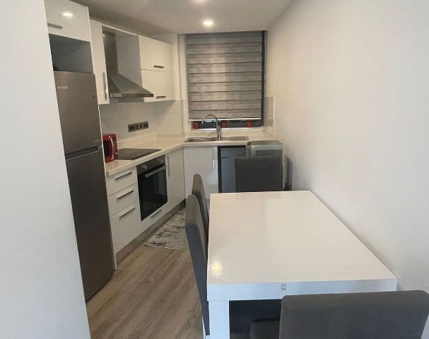 2+1 FLAT FOR SALE IN AN ELITE SITE IN KYRENIA!!