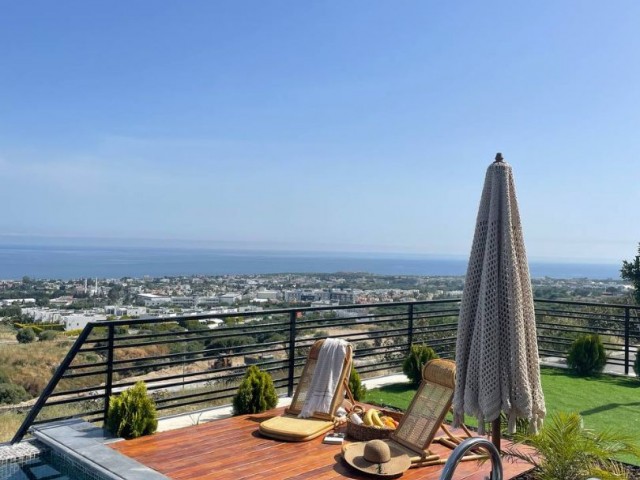 Poolvilla mit wunderschönem Blick auf das Kyrenia-Meer 4+1