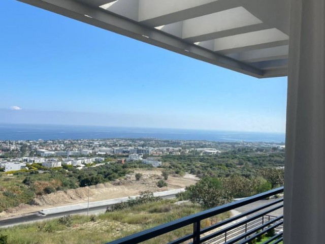 Poolvilla mit wunderschönem Blick auf das Kyrenia-Meer 4+1