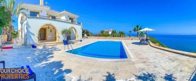 Satılık 4 Yatak Odalı Lüks Villa Esentepede 