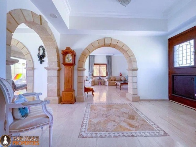 Luxury Villa For Sale 4+2 In Esentepe 