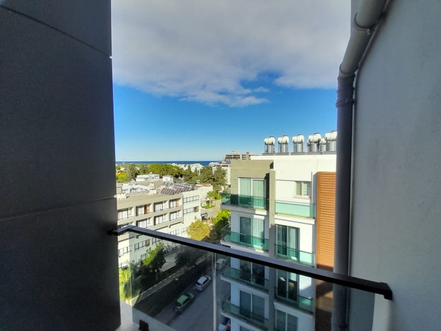 Luxuriöses 2+1-Penthouse mit herrlichem Meerblick im Herzen von Kyrenia