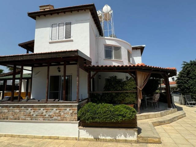 4+1 VILLA FOR SALE IN ESENTEPE!