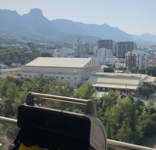 Eben Kaufen in Girne Merkez, Kyrenia