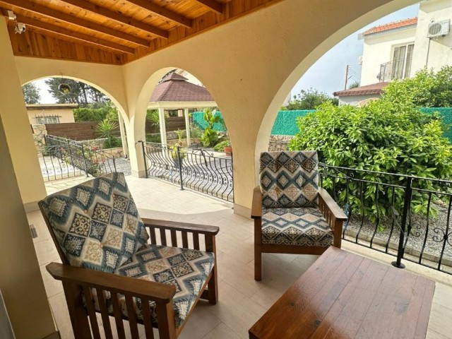 3+1 Spacious Villa with Mountain and Sea Views in Karşıyaka!