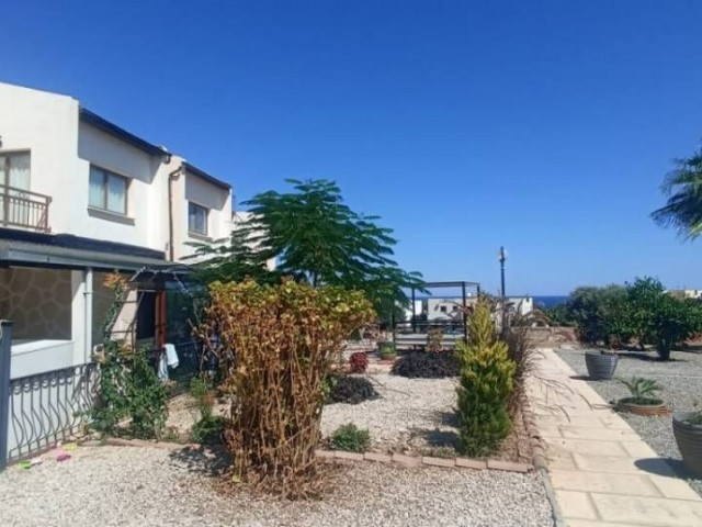 Detached House with Shared Pool Kyrenia Esentepe