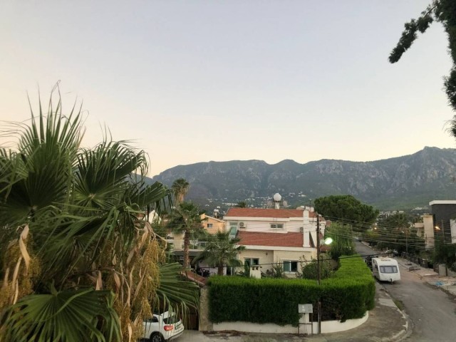 Luxuriöse moderne Villa in Kyrenia