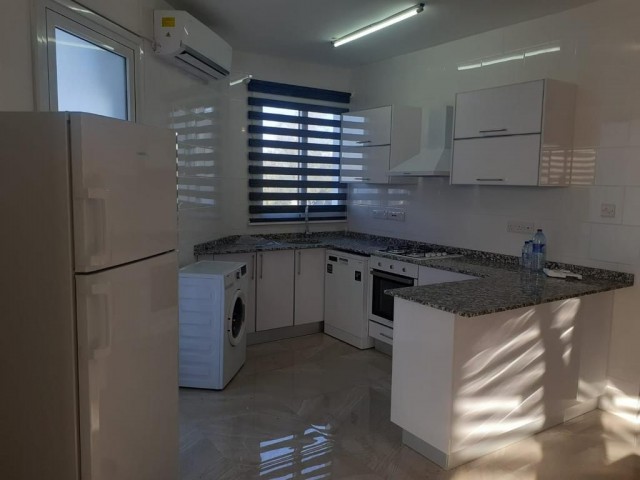 Kyrenia Lapta 2+1 Wohnung zu verkaufen