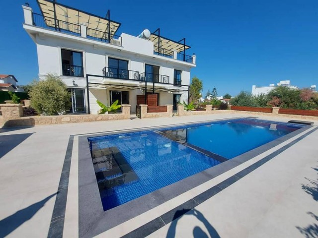 Çatalköy Kyrenia Opportunity Urgent Sale Luxury Villa with Terrace and View