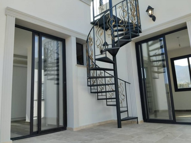 Çatalköy Kyrenia Opportunity Urgent Sale Luxury Villa with Terrace and View