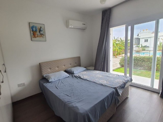 Girne Karaoğlanoğlu 2+1 Wohnung zum Verkauf mit Mieteinnahmen und Pool