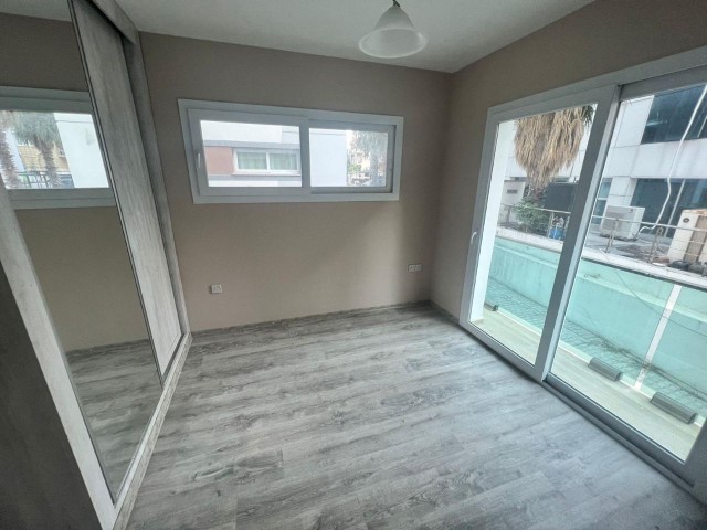 Flat For Sale in Aşağı Girne, Kyrenia