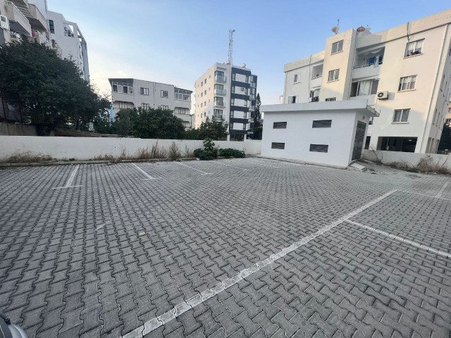 Flat For Sale in Aşağı Girne, Kyrenia