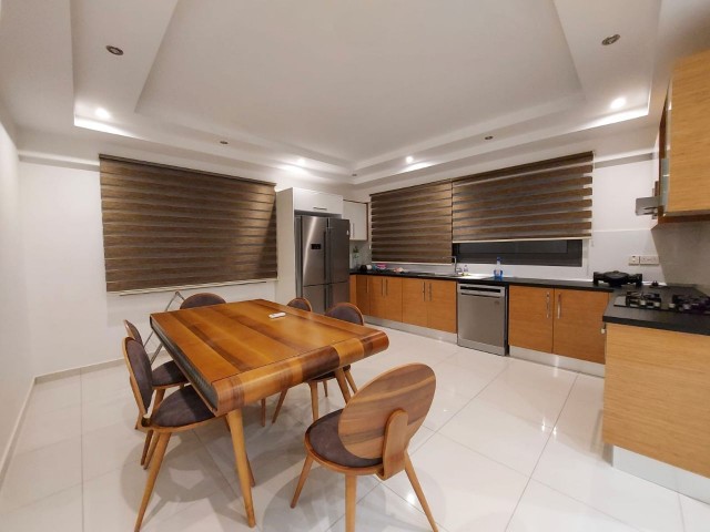 ultra luxury 2+1 for rent in girne,